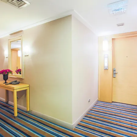 Hotel Housez Suites&apartments Special Class 4*