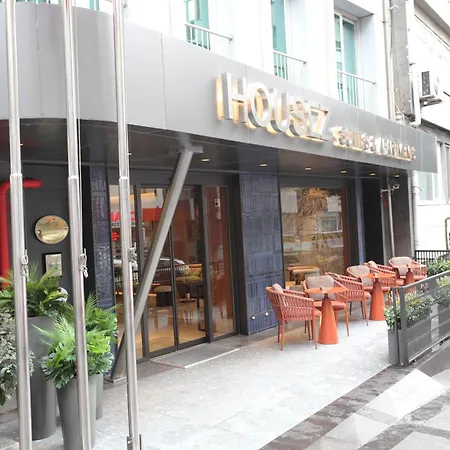 Отель Housez & Special Class