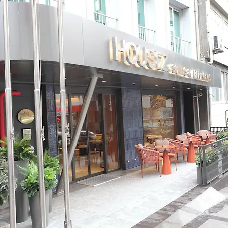 Housez Suites&apartments Special Class Hotel