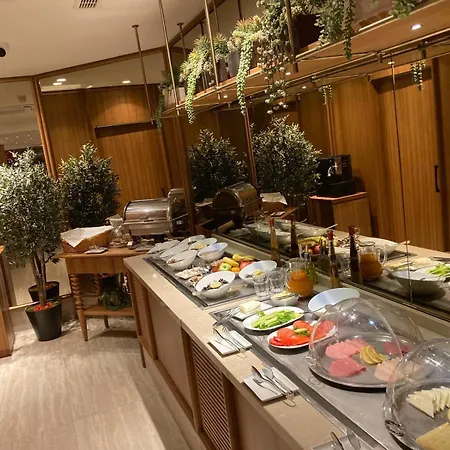 Housez & Special Class 4*